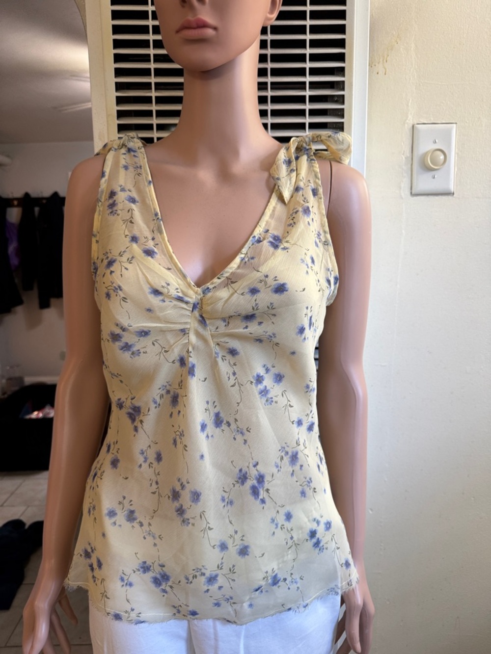 Topshop Yellow Floral Tie-Shoulder V-Neck Blouse